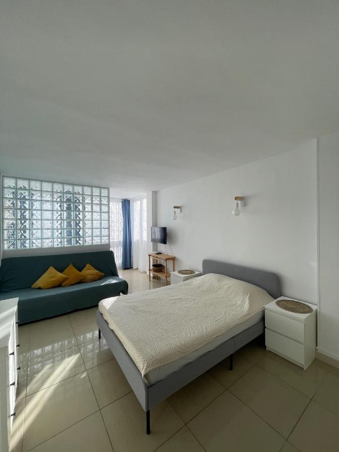 Studio Eldorado Arona  Luaran gambar